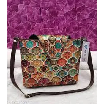 alluriing bag04-7971799-64090.webp